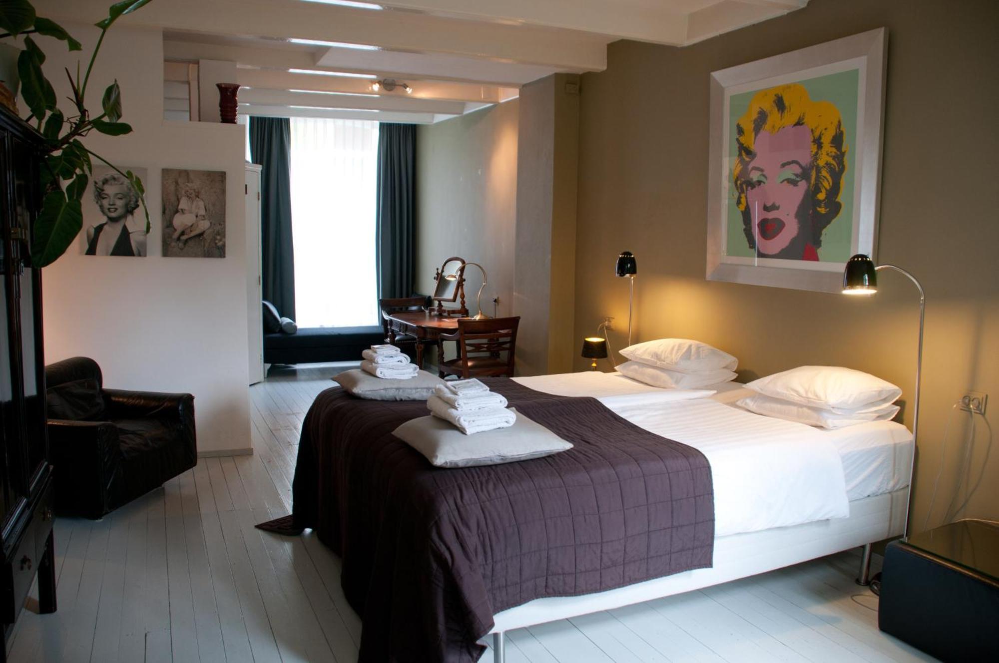 Bed & Breakfast Westviolet Amsterdam Bagian luar foto